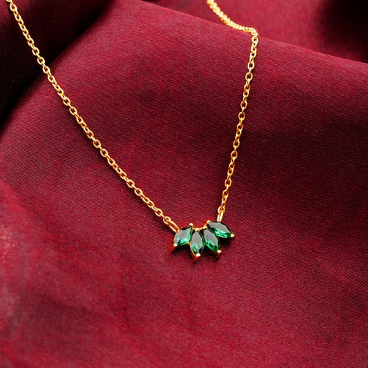 Collier avec pendentif en argent & plaqué or